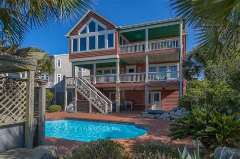 hobbs realty holden beach|More.